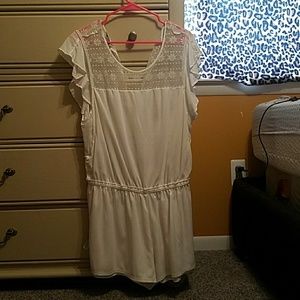 American eagle romper size L